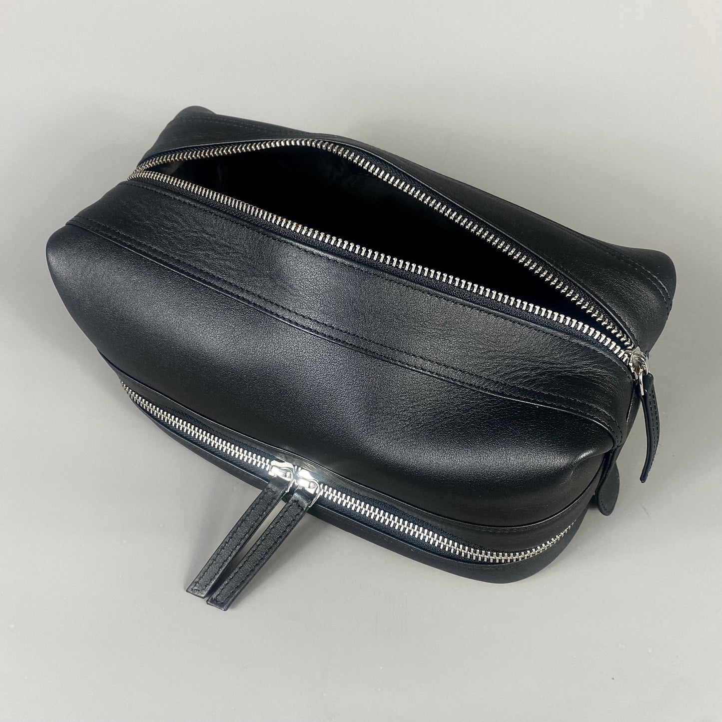 Black Leather Open Top Wash Bag