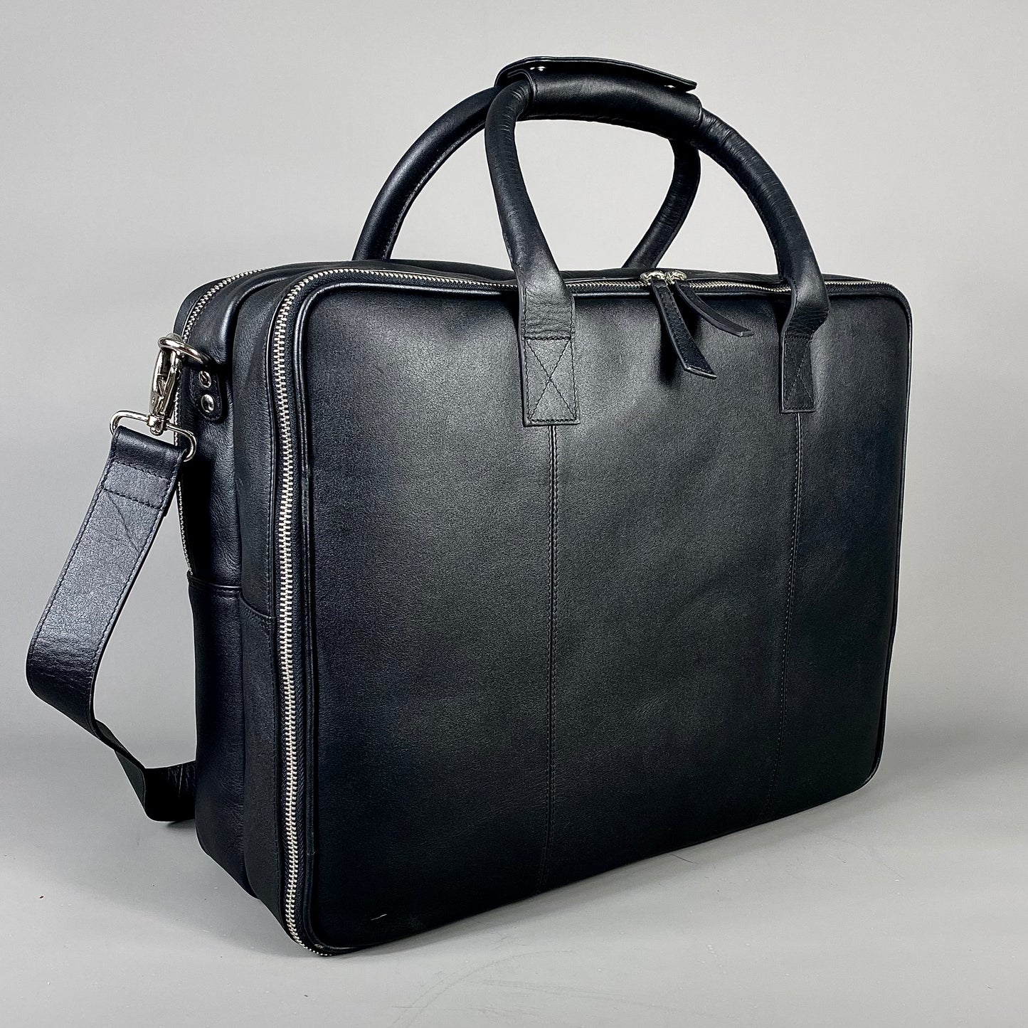 Black Leather Laptop Carry-All Bag – - Main Image