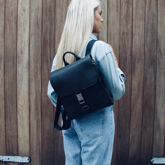 LeatherCo Black Leather Day Backpack With Gunmetal Zip