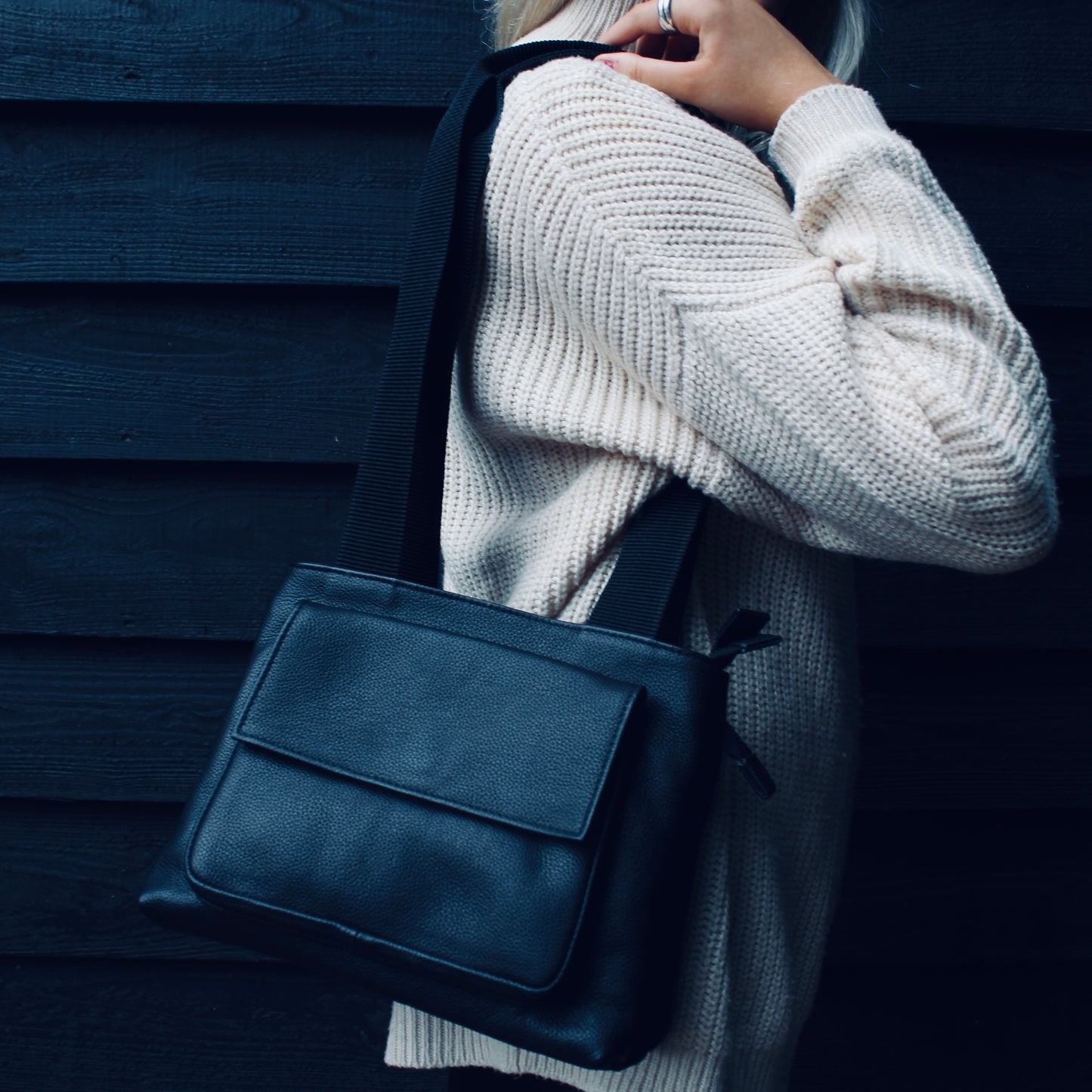 LeatherCo Black Leather Zip Tote Bag With Gunmetal Zips