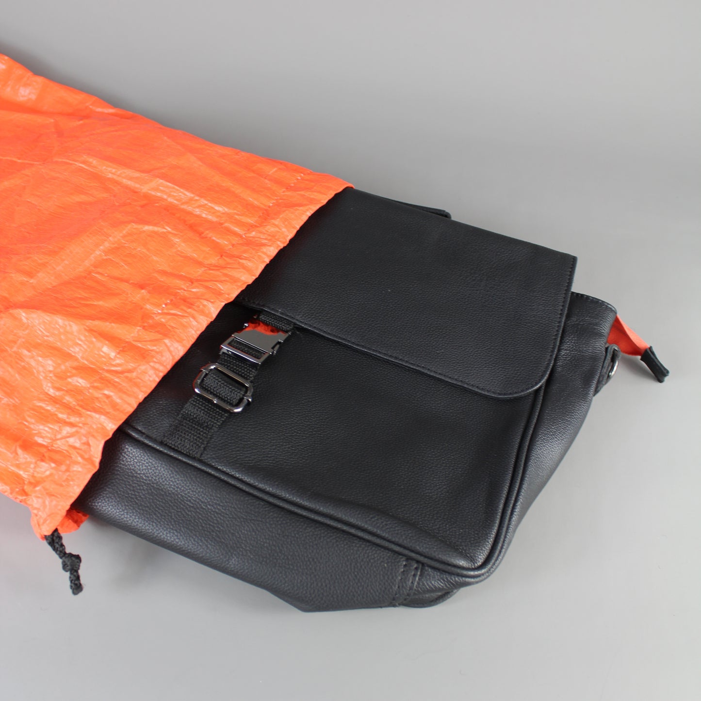 LeatherCo Black Leather Laptop Messenger Bag With Orange Zip