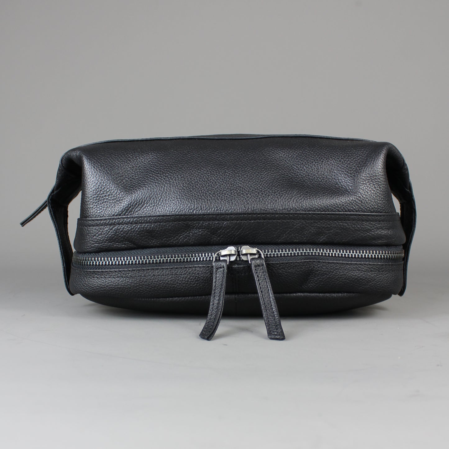 LetherCo Black Leather Open Top Wash Bag With Gunmetal Zip